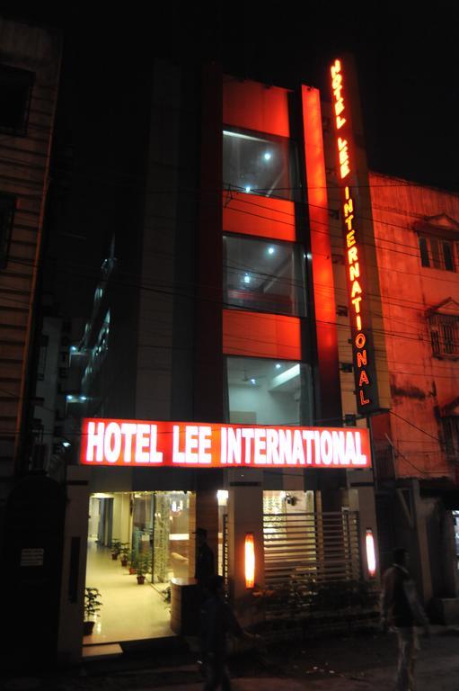 Hotel Lee International Kolkata Exterior photo